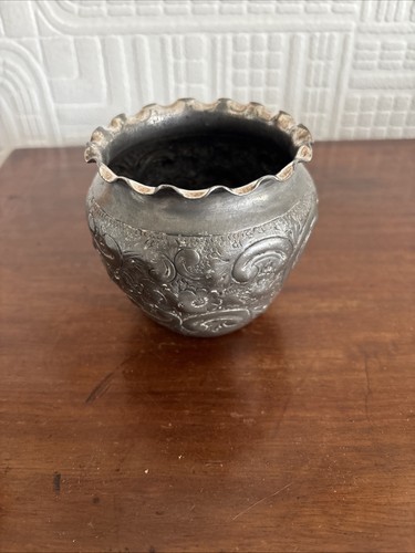 Lovely antique britannia - lovely, metal