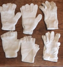 5 Pairs Of White String Riding