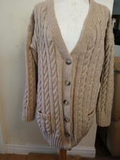 BN HAND KNITTED LADIES  ARAN V NECK CARDIGAN  DIFF COLS/SIZES