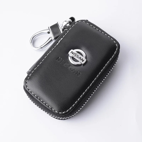 Black nissan keyring - x,