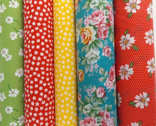Floral dotty daisy roses - floral,