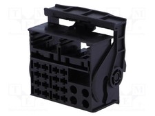 Connector housing plug