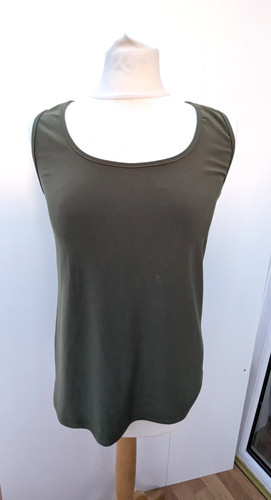 Kim top sleeveless vest - &, co