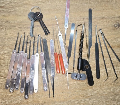 Vintage locksmith training - vintage,