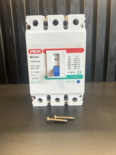 Mem amp 25ka - tp, triple