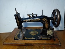Vintage Hand Crank Sewing