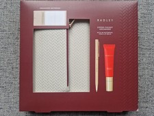 Radley Zipped Pocket Organiser