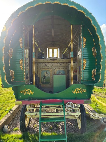 Bow top gypsy caravan - top,