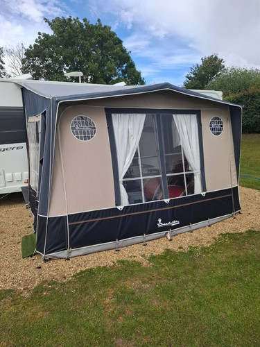 Isabella magnum 340 caravan - isabella,