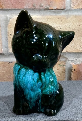 Blue mountain pottery green - pottery,