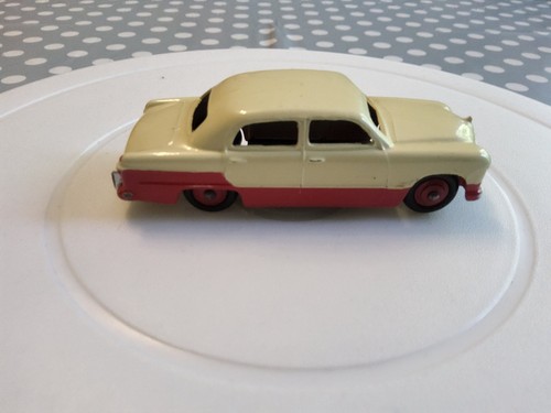 Vintage dinky 170 - 170, ford
