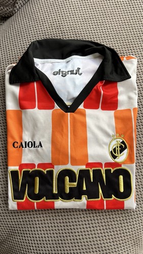 Jungle volcano football shirt - volcano,