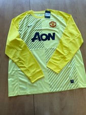 Manchester United yellow
