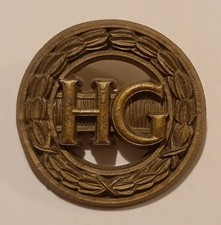 WW2 Women's Home Guard Auxiliaries Plastic Economy Breast / Cap Badge