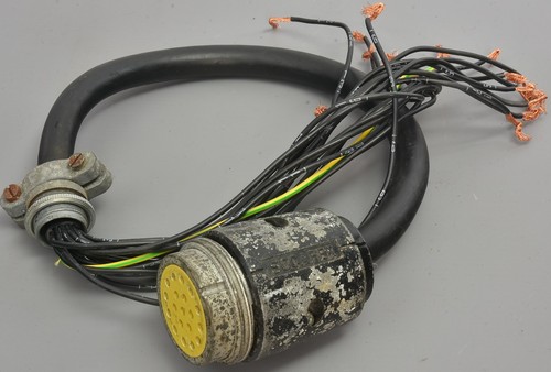 Socapex pin plug - and, short