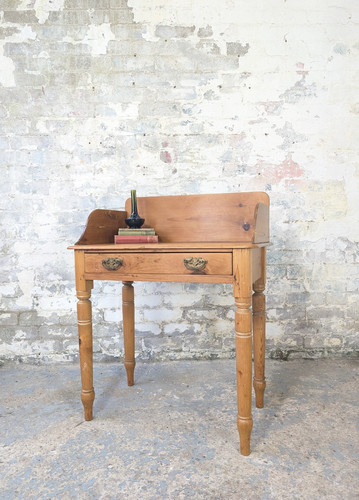 Antique stripped pine wash - stripped,