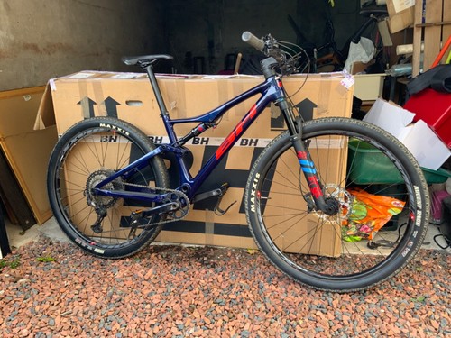 Full syspension mountain - full, bike