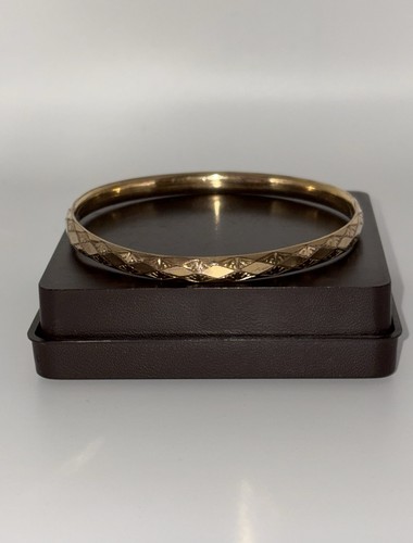 9ct decorative rolled - 9ct, gold