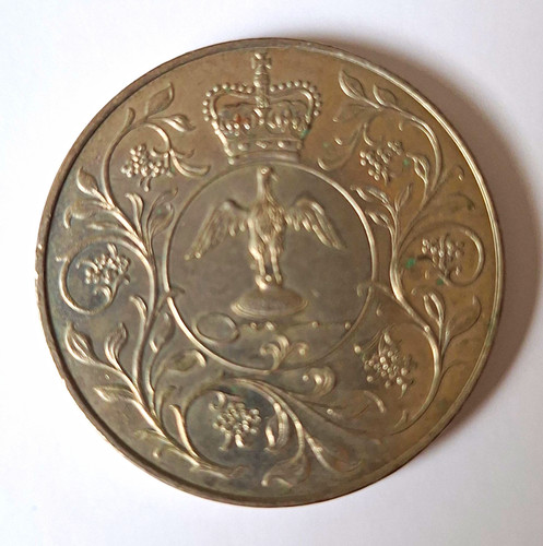 1977 great britain crown coin - britain,