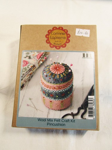 Felt pincushion kit - felt,