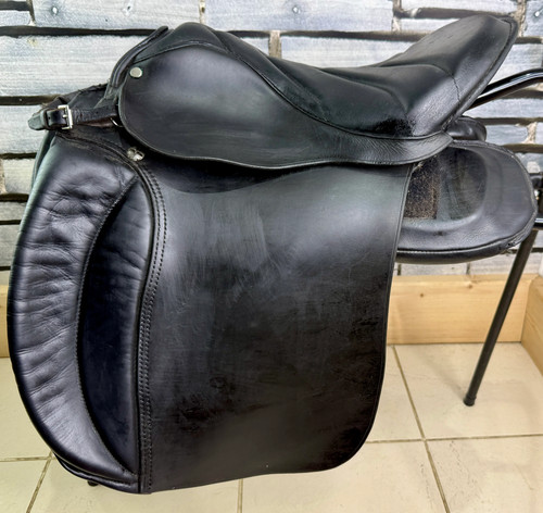 Wide trapezius - 17”,
