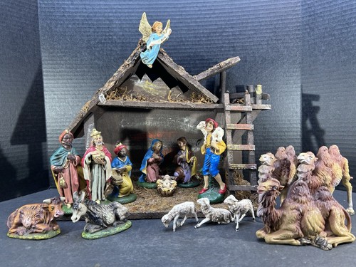 Nativity scene set 17 - nativity, of