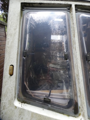 Caravan window swift corniche - window,swift,