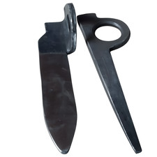 Two vintage stubai pitons - vintage, –