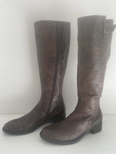 Russell bromley brown - russell,