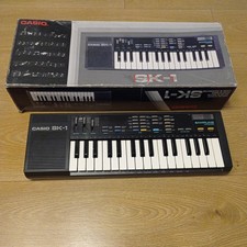 Casio SK-1 Electronic Sampling Keyboard Synthesizer  boxed