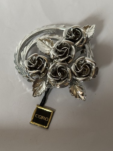 Vintage coro silver tone - silver,