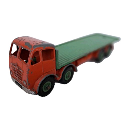 Dinky supertoys 902 - foden, flat