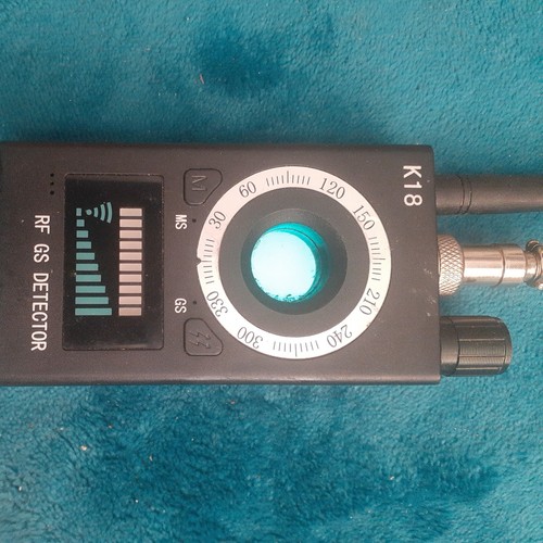 Hidden camera detector - hidden, bug