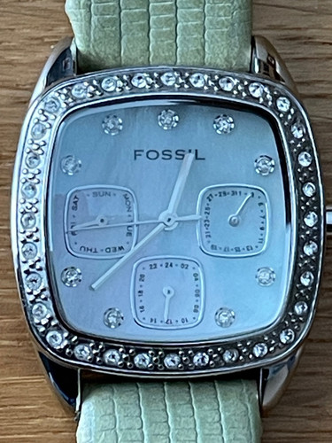 Ladies fossil wrist watch - fossil,