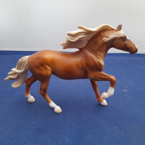 Breyer model horse - model, stablemate