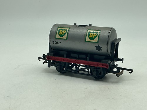 B5851 tri ang silver tanker - silver,
