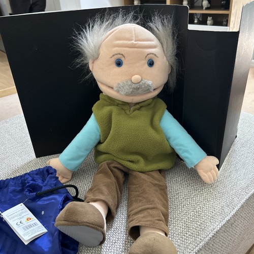 The puppet hand - puppet, co
