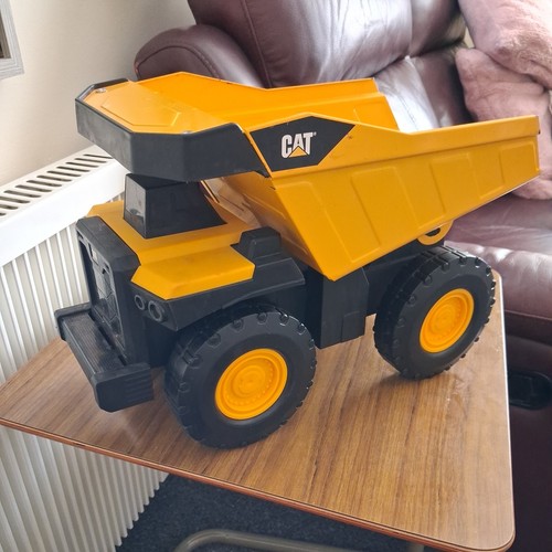 Cat construction mighty heavy - construction,