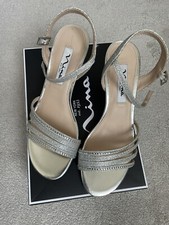 Gorgeous *Nina New York*