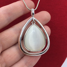 Teardrop Pendant Necklace Silver Tone Chain Retro White Valentine Festival Boho