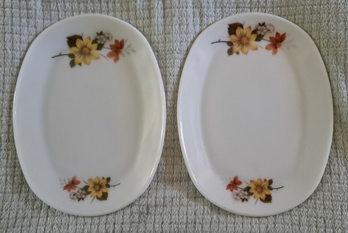 Pair vintage jaj pyrex - of,