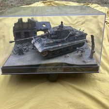  RARE.    FORCES OF VALOR  1:32 GERMAN KING TIGER     FRANCE     1944