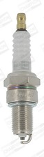 OE006/T10 CHAMPION SPARK PLUG