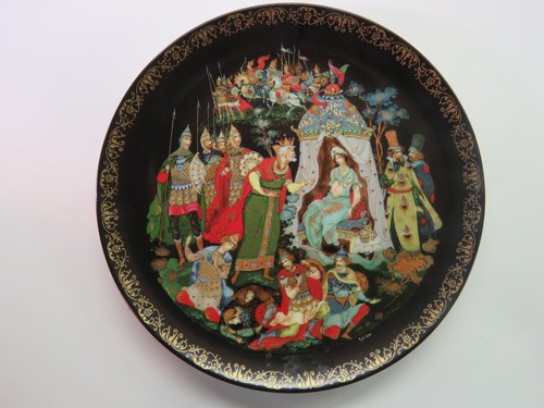 Decorative porcelain plate - decorative,