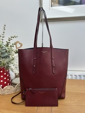 ASPINAL OF LONDON Essential