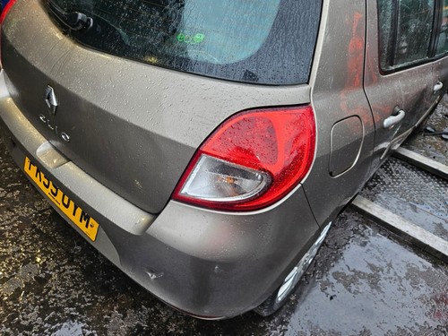 2009 2012 renault clio mk3 - -,