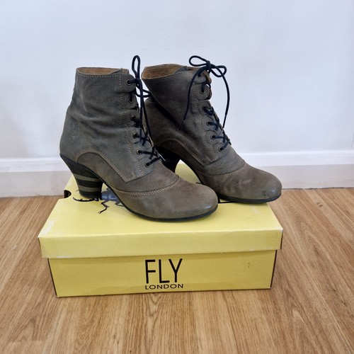 Fly green grey - fly,