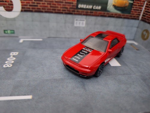 Hot wheels nissan - hot,