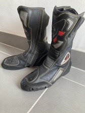 Akito UK 6 Black Red Leather