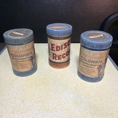 Edison cylinder phonograph - edison,